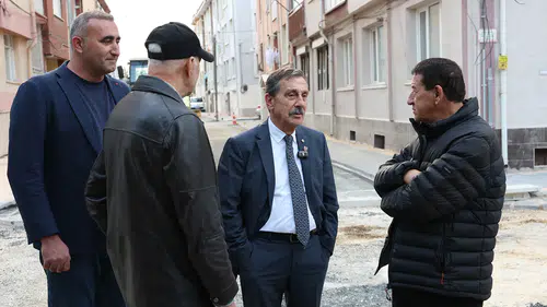Başkan Ataç Yeni Mahalle’de Vatandaşlarla Buluştu