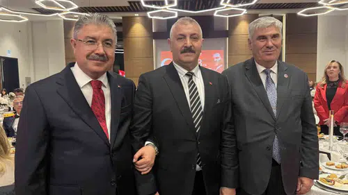 Şehit Babası Alişan Şahin ile Vali Yılmaz Resepsiyonda Bir Araya Geldi