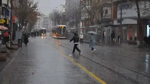 Eskişehir İçin Kuvvetli Sağanak Ve Kar Uyarısı