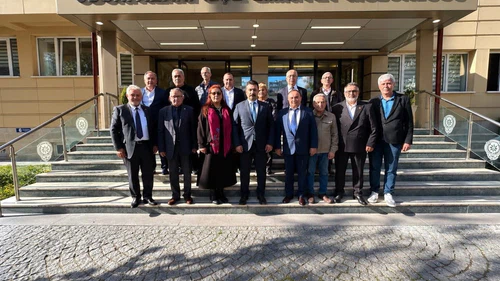 Eskişehir’de Dernek Temsilcilerinden Ayhan Sivri’ye Ziyaret