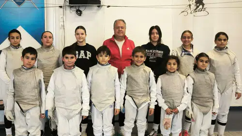 Eskişehir’de Amatör Spor Haftası Kapsamında Eskrim Flöre Etkinliği Düzenlendi