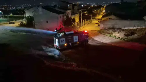 Eskişehir’de Parkta Traktör Lastiği Yakıldı
