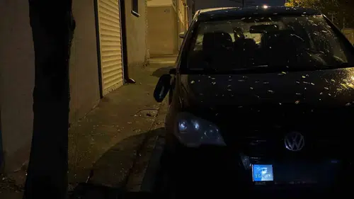 Eskişehir’de Park Halindeki Araçların Aynalarını Kırdılar