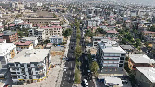Lütfi Köker Bulvarı'nda asfalt serimi bitti: 8 bin 500 ton sıcak asfaltla konforlu ulaşım hedefleniyor