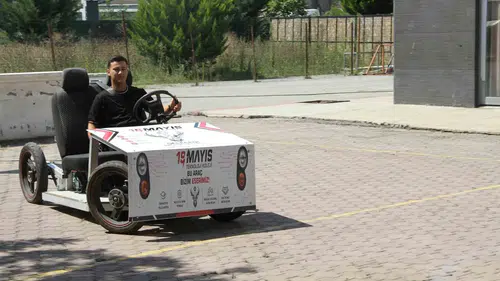 Çarşamba'da öğrenciler hurdayı elektrikli araca dönüştürdü: Yapay zeka hedefi büyük