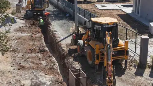 MUSKİ ekipleri Menteşe'de 30 bin metreyi aşan hat döşedi: İki mahallede altyapı yenileniyor