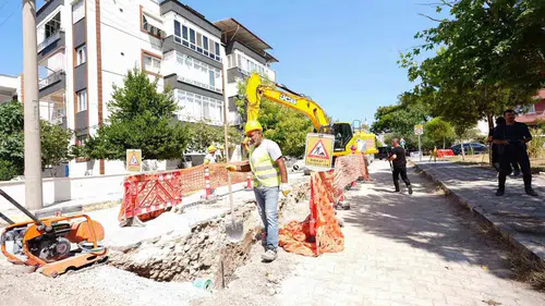 Soma'da 20 milyon TL'lik altyapı seferberliği: Yağmursuyu hatlarında sona yaklaşılıyor