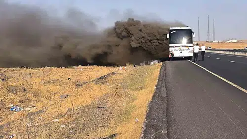 Siverek yolunda otobüs yangını: Sürücünün soğukkanlılığı olası bir felaketi engelledi