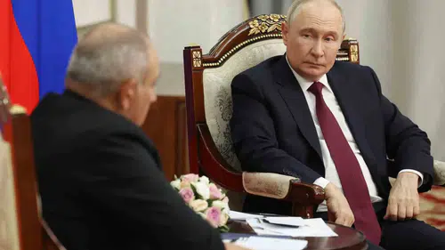 Putin'den Paşinyan'a AB resti: Ekonomik yol haritanızı bir an önce belirleyin