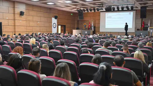 Uşak'taki okullarda güvenlik nöbeti: 206 bahçe görevlisine kritik eğitim