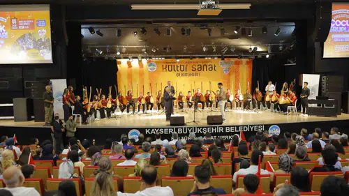 Kayseri'de Sanatla Dolu Bir Yaz: 1.865 Kursiyer Sertifikalarına Kavuştu