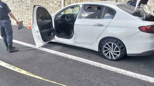 Hayrabolu'da kuyumcu toptancısına pusu: Seyir halindeki araca silahlı saldırı