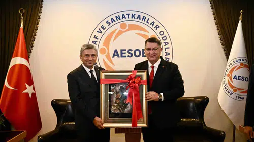 Antalya Valisi Şahin'den AESOB'a ziyaret: Esnaf teşkilatı toplumsal dokunun mimarıdır