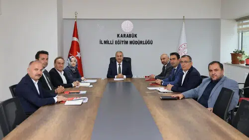 Karabük'te eğitimde yeni dönem: Güvenlik ve akademik başarı için yol haritası belirlendi