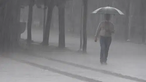Uşak'ta pazar günü için kritik uyarı: Kuvvetli sağanak kapıda