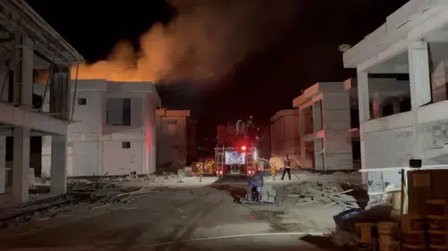 Melikgazi'de inşaat halindeki villanın çatısında korkutan yangın