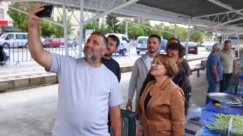 Didim'de Zeytin Pazarı dönemi: Üretici ile tüketici doğrudan buluşuyor