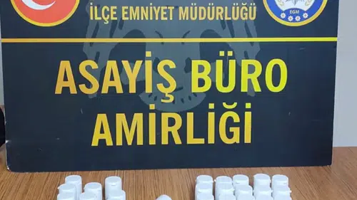 Bergama'da uyuşturucu operasyonu: Bin 558 hap ele geçirildi