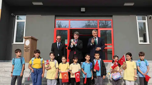 Amasya'da 51 bin öğrenci için okul zili çaldı: Yeni dönem başladı