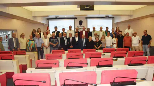 Manisa Kent Konseyi’nde Hakkı Bayraktar Güven Tazeledi: Yeni Dönemde Sekiz Vizyon Proje Öne Çıkıyor