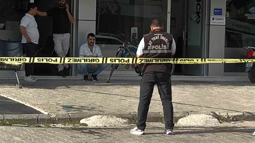 Aksaray'da balkondan düşen 49 yaşındaki Erol B. tüm müdahalelere rağmen kurtarılamadı