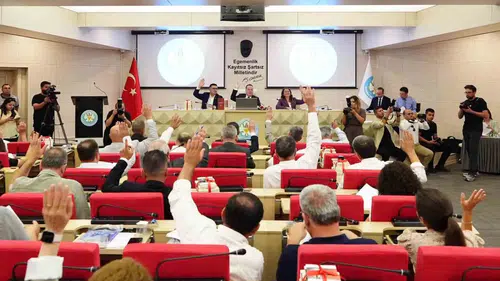 Muradiye’de Altyapı Çilesine Yüzde 50 Su İndirimiyle Destek