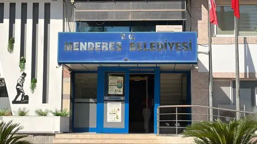 Menderes Belediyesinde yolsuzluk soruşturması genişledi: Eski Başkanvekili Özkan gözaltında