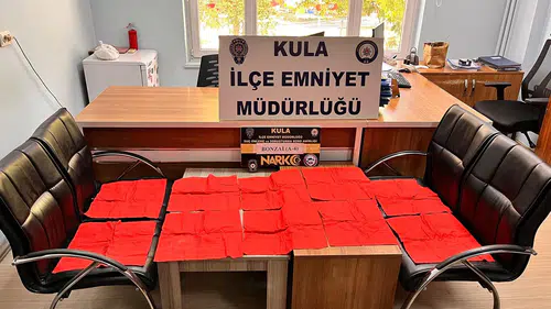 Kula'da durdurulan araçtan 65 bin içimlik zehir çıktı: Bir tutuklama