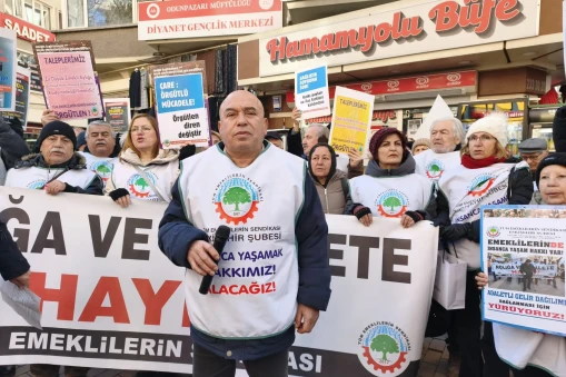 Emeklilerden İktidara Çağrı: “Seyyanen 20 Bin Lira Zam İstiyoruz”