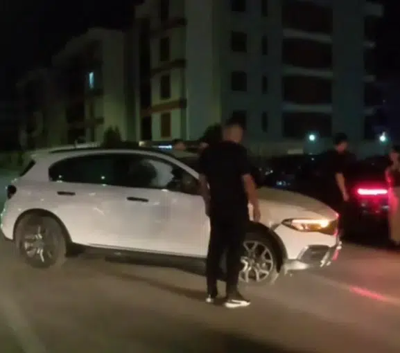 Eskişehir’de motosiklet ile otomobil çarpıştı: 1 yaralı