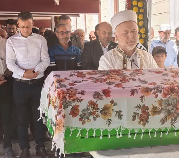 Filo Jet’te Hayatını Kaybeden Elmas Demir Son Yolculuğuna Uğurlandı