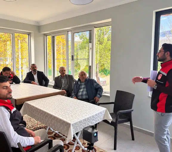 Kemahlı üreticilere yeni destekleme modeli ve hayvan sağlığı eğitimi
