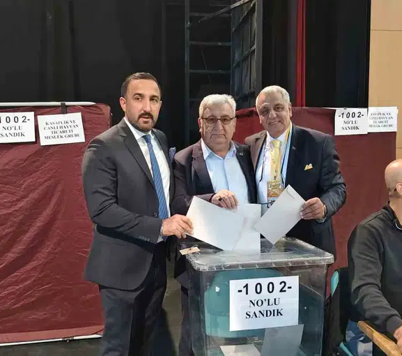 Sivas Ticaret Borsası'nda sandıktan güvenoyu çıktı: Hayrullah Karakaya yeniden başkan