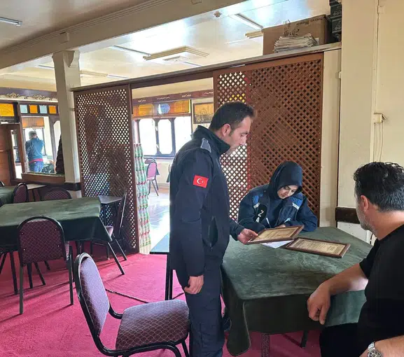 Erzincan'da çay ocakları ve kahvehanelere sıkı denetim: 363 işletme mercek altına alındı