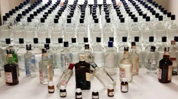 Her Yudumda Risk: Sahte Alkoldeki Tehlike Kontrolden Çıkıyor!