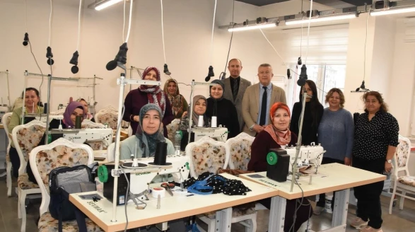 MEB Yetkilileri Eskişehir’de Hayat Boyu Öğrenme Çalışmalarını İnceledi