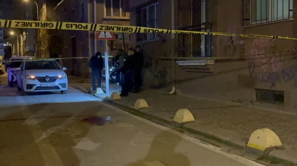 Eskişehir’de Kız Meselesi Kavgası: Genç 4 Yerinden Yaralandı