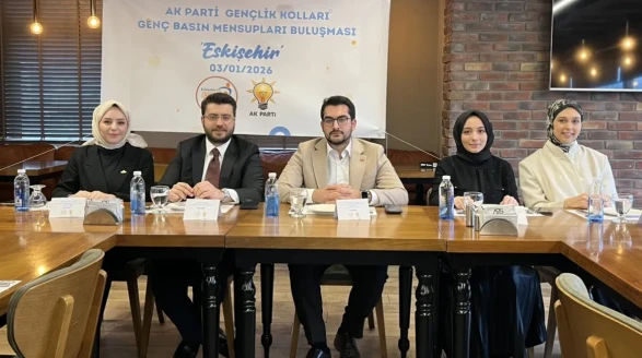AK Parti Eskişehir Gençlik Kolları’ndan Genç Basın Mensuplarıyla Buluşma