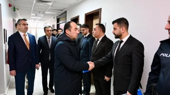 Emniyet Müdürü Tolga Yılmaz’dan Başarılı Polislere Ödül