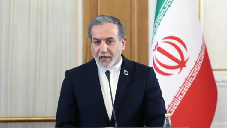 İran’dan ABD Açıklaması: “Düzinelerce Uçak Yanıp Kül Oldu”