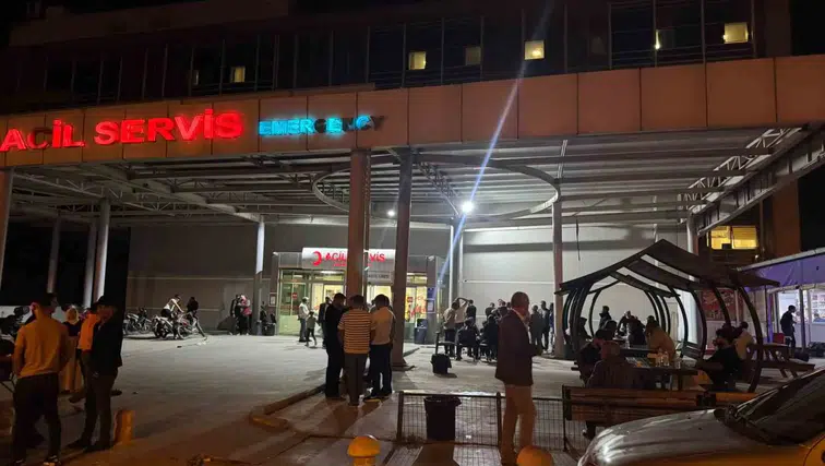 Birecik'te iki otomobilin çarpıştığı feci kazada 42 yaşındaki sürücü hayatını kaybetti