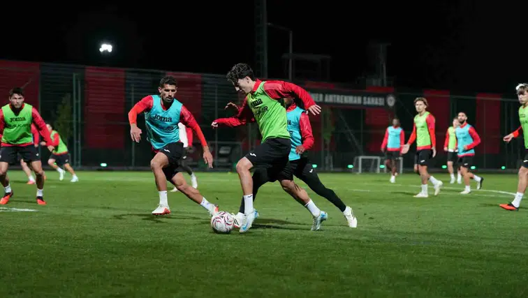 Burak Yılmaz yönetimindeki Çorum FK Gaziantep deplasmanına odaklandı