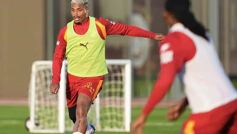Galatasaray'da Kasımpaşa mesaisi: Osimhen'in özel programı dikkat çekti