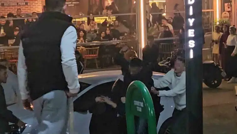 Karabük'te sokak ortasında şiddetli arbede: Bir kişi yaralandı