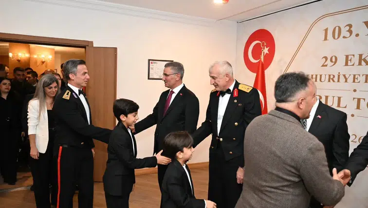 Erzurum'da Cumhuriyet Bayramı Resepsiyonu: Millî İrade Vurgusu