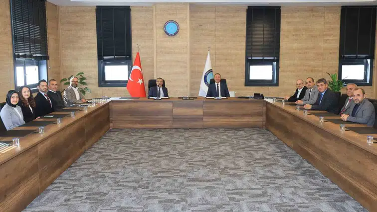 Bursa Uludağ Üniversitesi ve SÜSBİR'den öğrencileri sahaya hazırlayacak dev iş birliği
