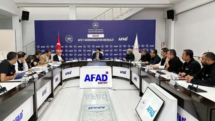 Hatay'da kırsal bölgelerin yeniden inşası için kritik koordinasyon toplantısı