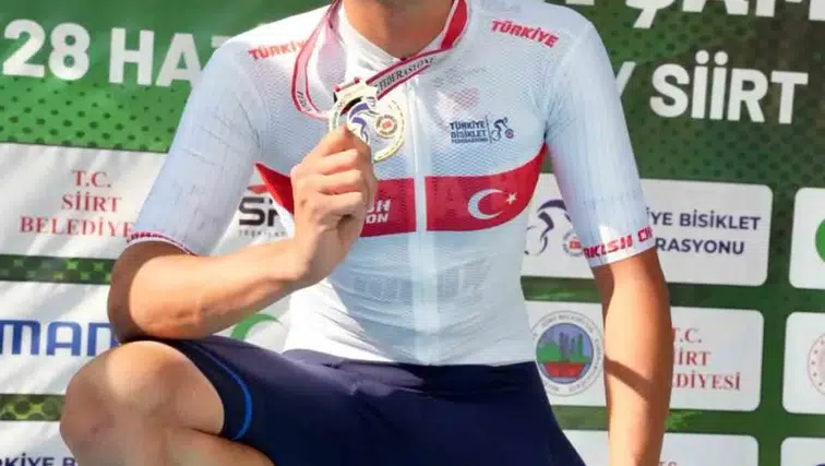Muğla'nın şampiyon bisikletçisi Samet Bulut Avrupa yolcusu