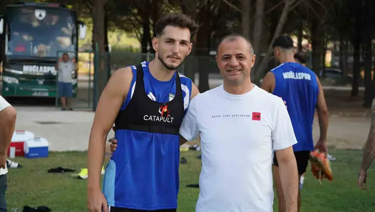 Muğlaspor'da tarihi golün sahibi Yasin Uzunoğlu'na özel ödül