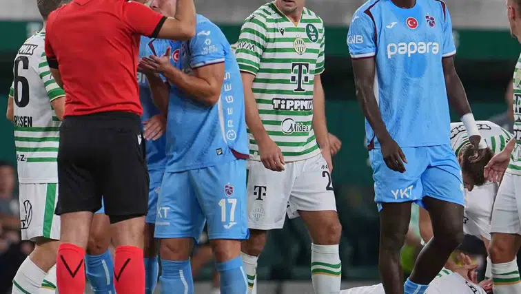Trabzonspor'da Malinovskyi 14. dakikada oyun dışı: Ferencvaros ilk yarıyı önde kapattı